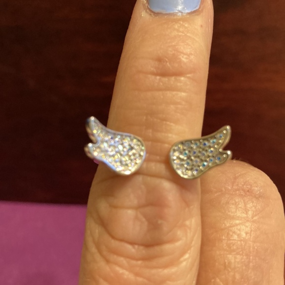 NWT Bleu Sage sterling silver and white crystals double “wing” open band ring